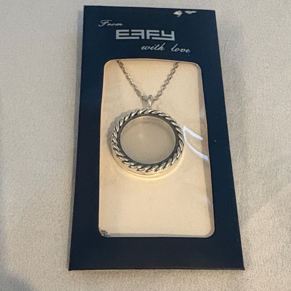 NWT Silver Locket Pendant and Chain